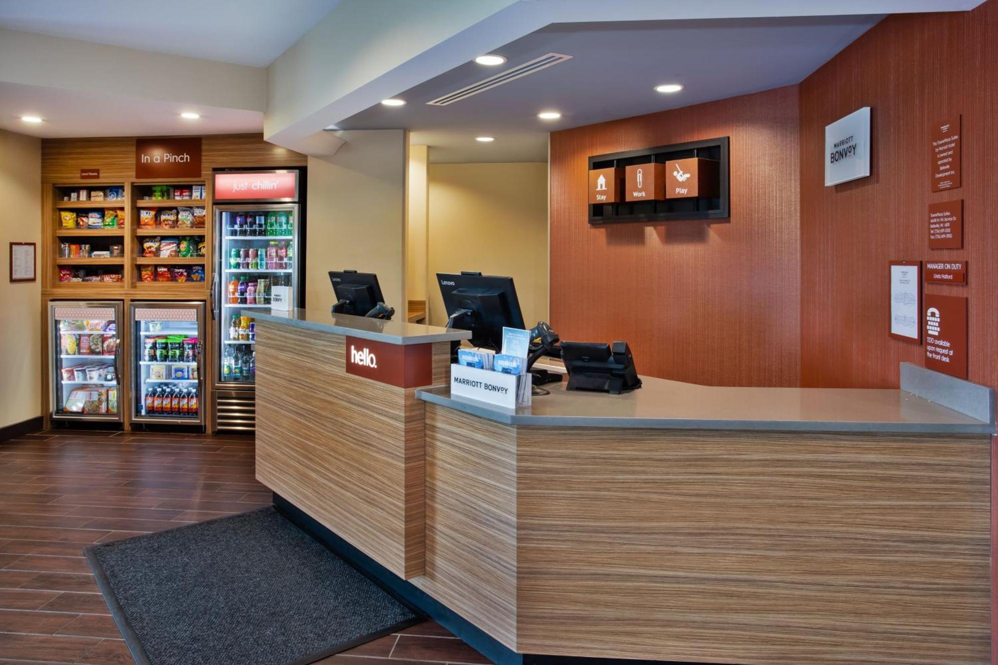 Towneplace Suites By Marriott Detroit Бельвіль Екстер'єр фото