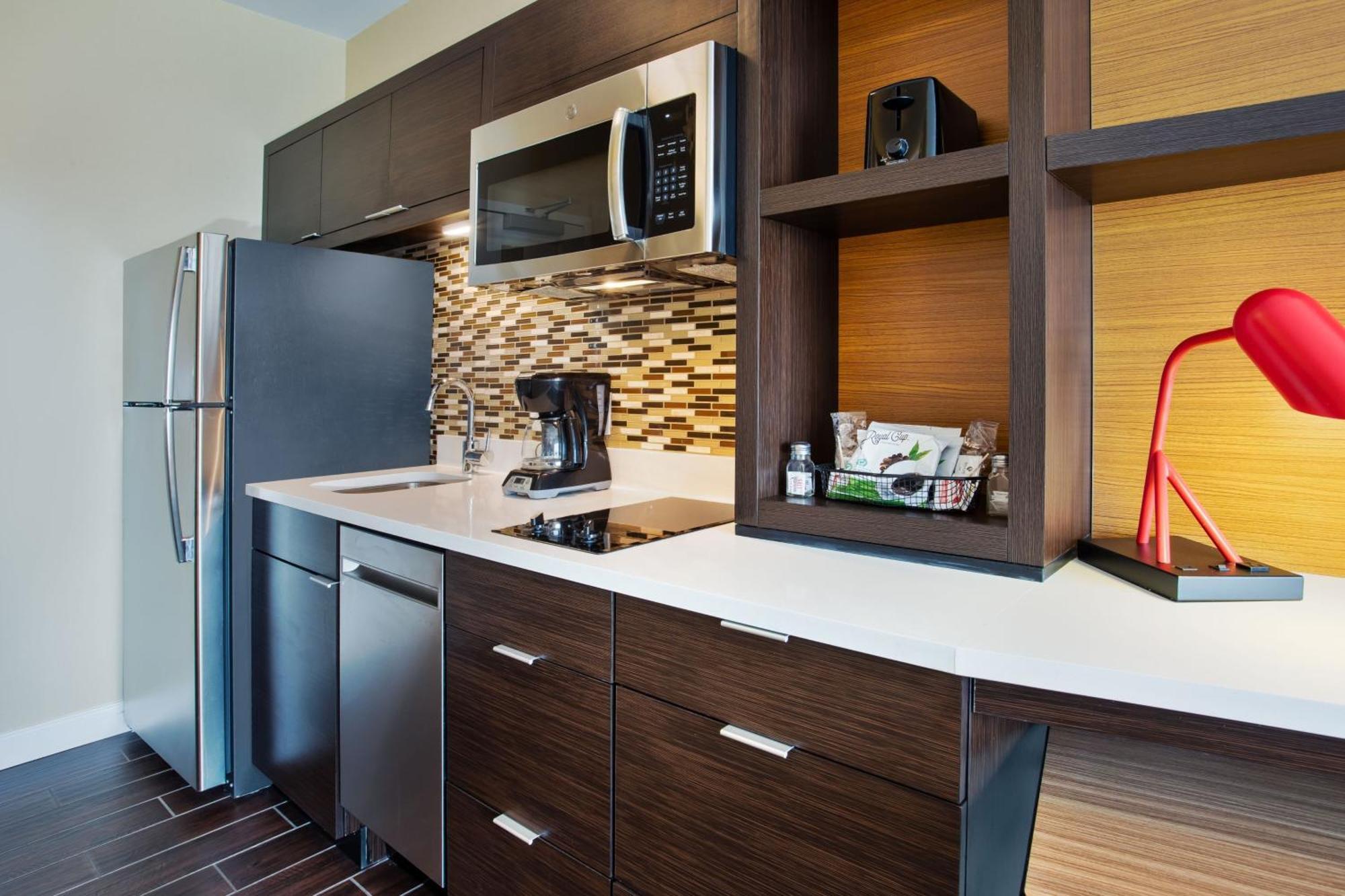 Towneplace Suites By Marriott Detroit Бельвіль Екстер'єр фото